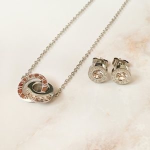 NEW Necklace & Earring Set - Gold